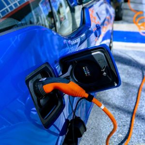 Electric vehicle charging station